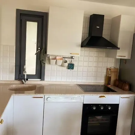 Apartment Tuerkbuekue Menegic Evi *