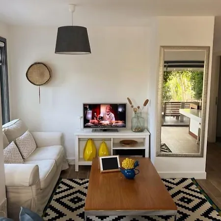 Tuerkbuekue Menegic Evi Apartment *